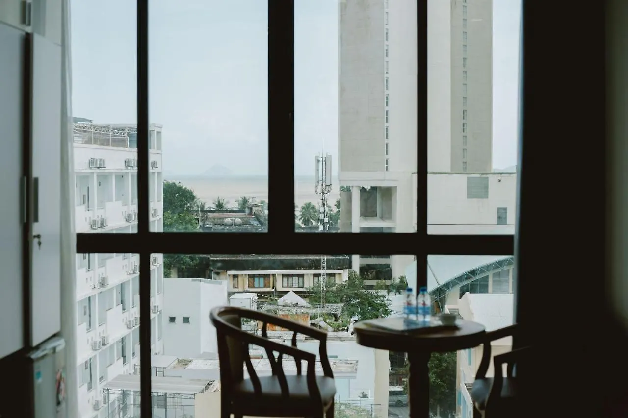 Ha Nhung Hotel Nha Trang